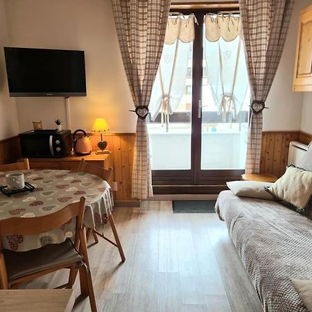 Bel Appartement Samoens La Cour Classe 2 Etoiles Eksteriør billede